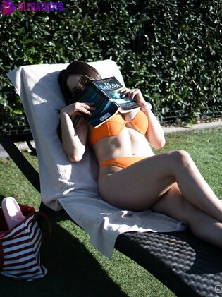 Hot Eimigirl Nude Photos