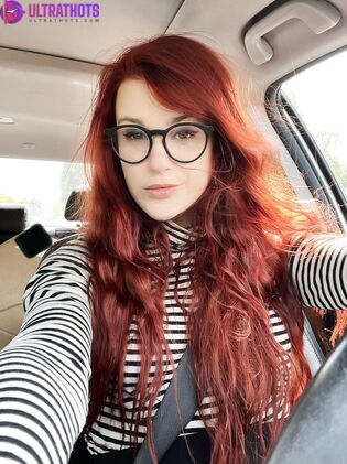 Hot Olive Wood Nude Photos