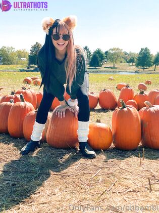 Hot Bambi Bluu Nude Photos