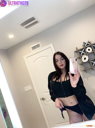 Hot Blair Williams Nude Photos