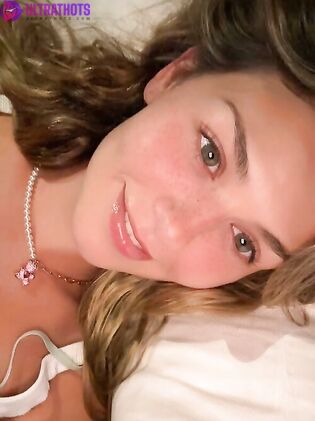 Emilauri - Naked Photo Collection (140 Pics)