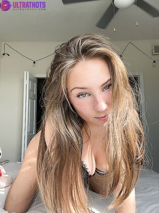 Anya Lacey - Brand New Naked Photos (60 Pics)