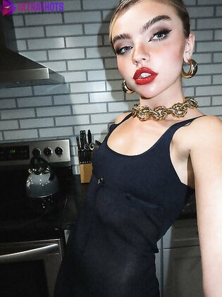 Bougie bb - Huge Collection Of Nude Photos (343 Pics)