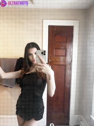 Hot Mia Marie Nude Photos