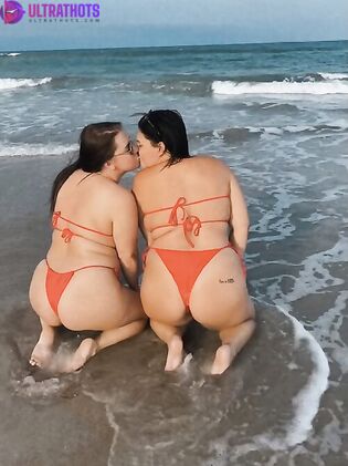 Demon Demi Naked Photo Gallery (20 Pics)