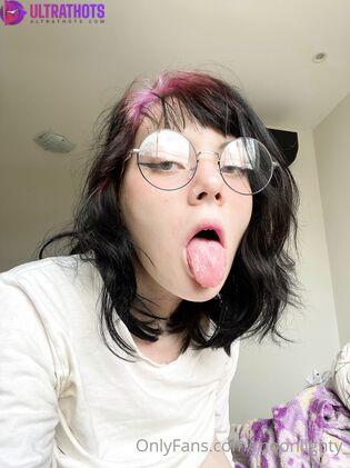 Hot Moonlighty Nude Photos